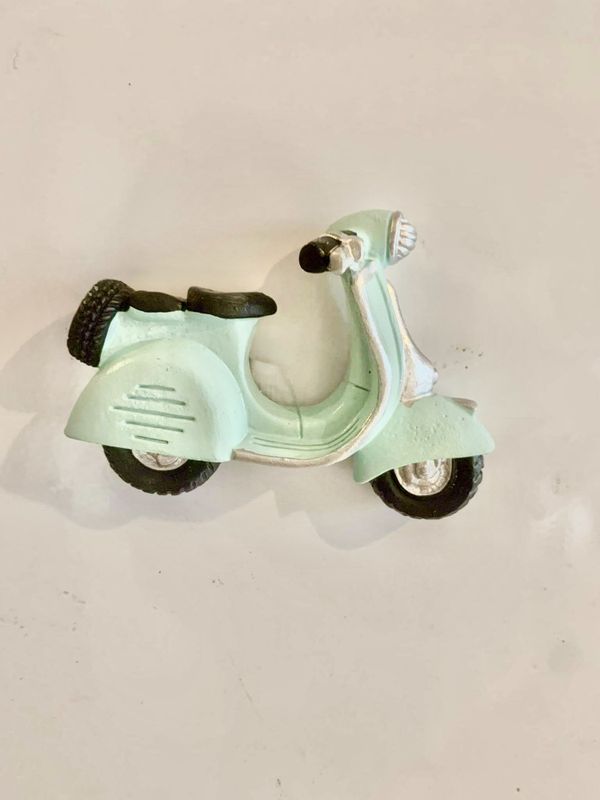 Scooter fridge magnets